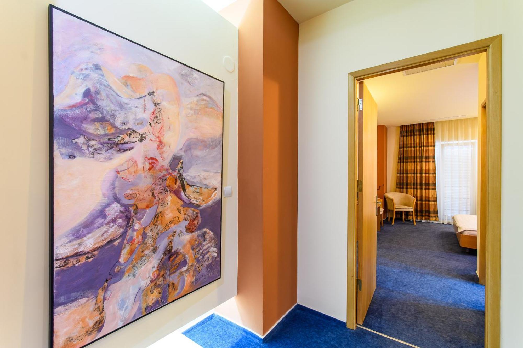 Hotel Torontal Тимишоара Екстериор снимка