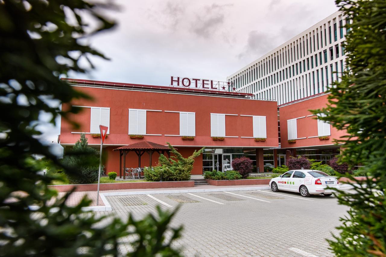 Hotel Torontal Тимишоара Екстериор снимка