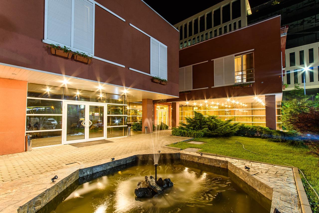 Hotel Torontal Тимишоара Екстериор снимка